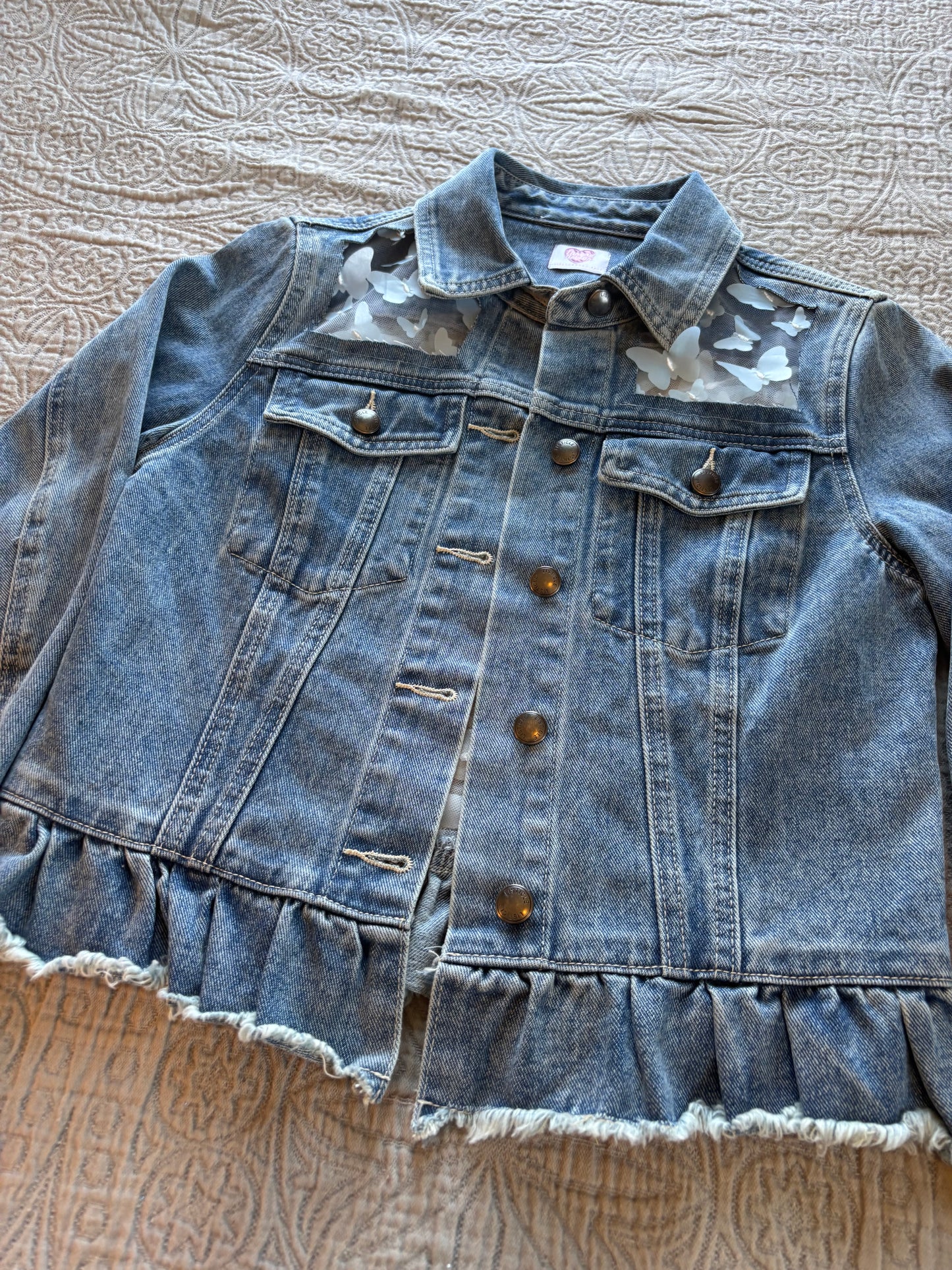 Blue Butterflies Light-Wash Denim Jacket [M]