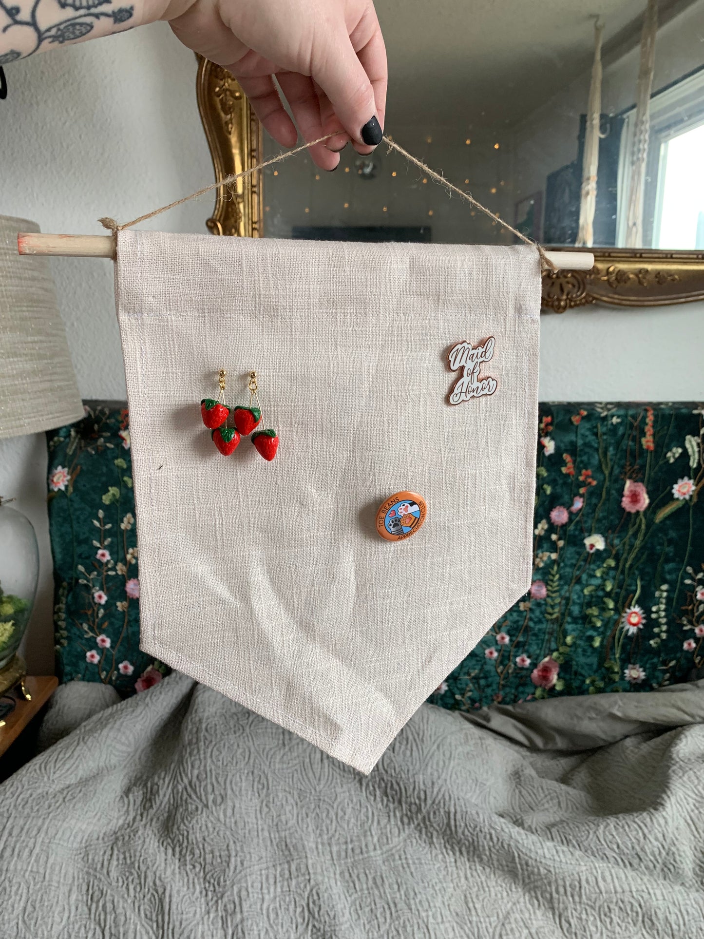 Pin/ Earring Banners