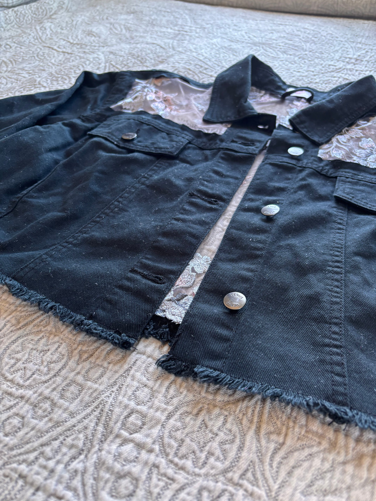 Black Denim Silver Floral Cropped Jacket [2X]