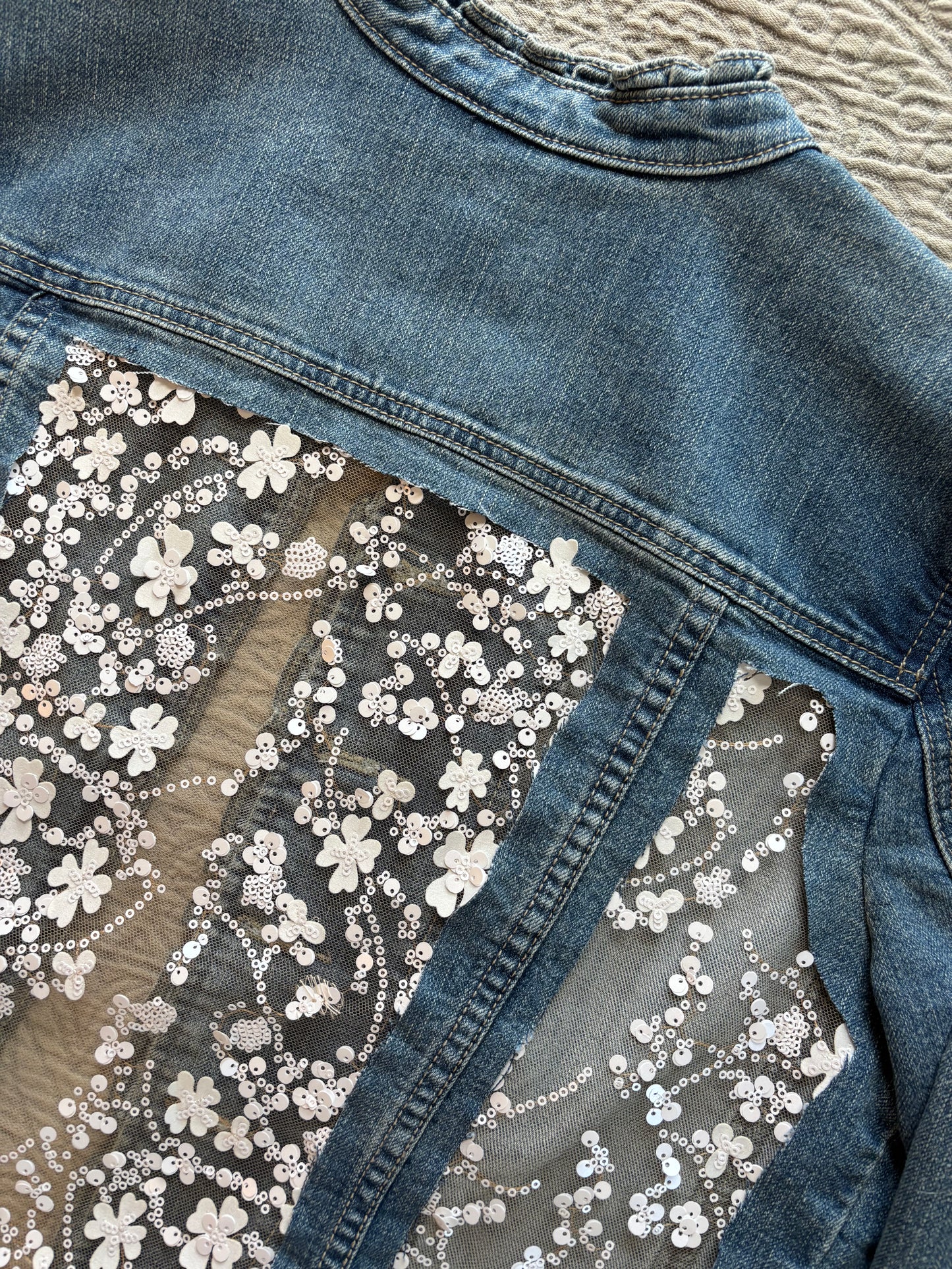 Frilly Denim Silver Floral Jacket [XL]
