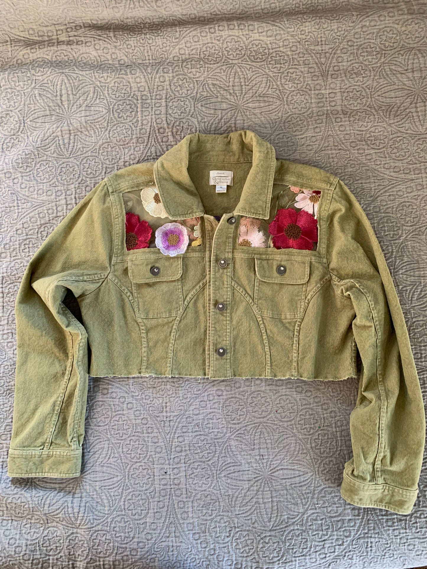Cropped Green Denim Appliqué Wildflowers [XL]