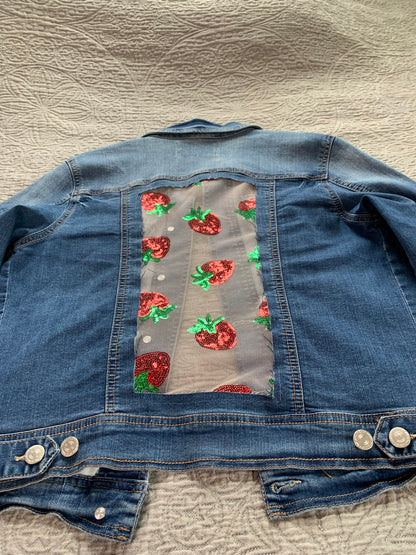 Denim Sequin Strawberries [L]