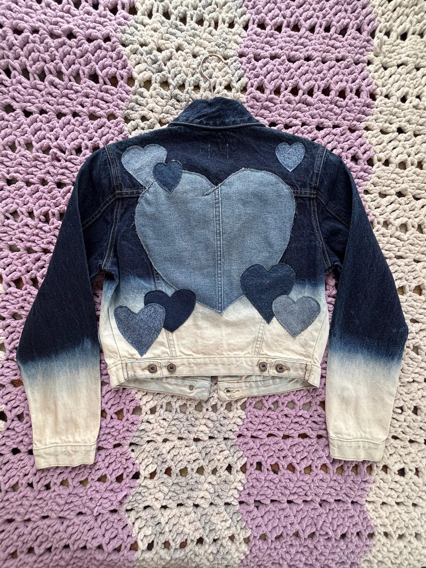 Acid Washed Denim Frayed Hearts Jacket [M]