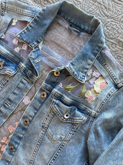 Purple Flowers Acid-Wash Denim Jacket [S]