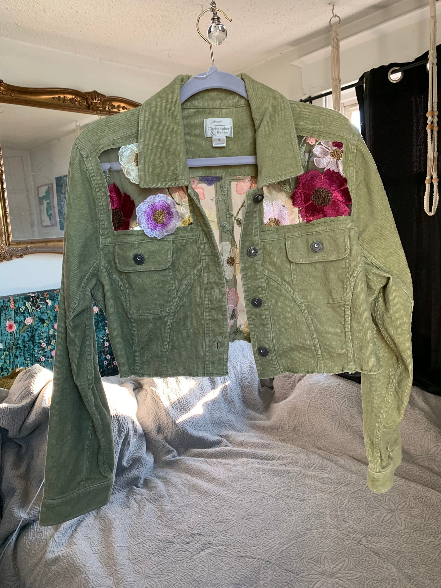 Cropped Green Denim Appliqué Wildflowers [XL]