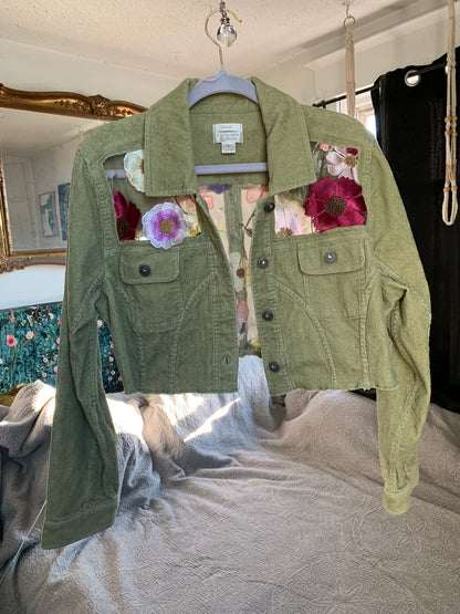Cropped Green Denim Appliqué Wildflowers [XL]