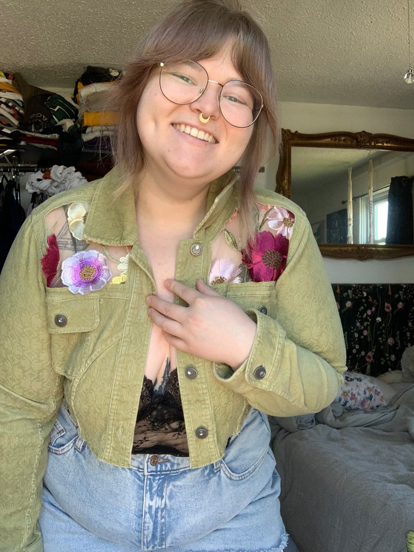 Cropped Green Denim Appliqué Wildflowers [XL]