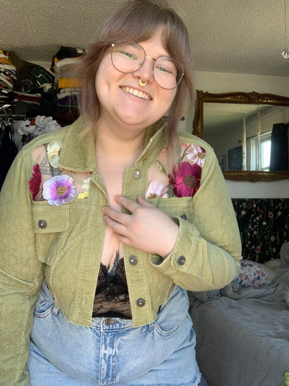 Cropped Green Denim Appliqué Wildflowers [XL]