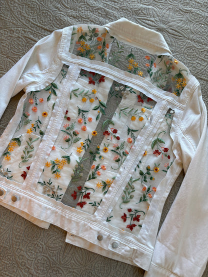 Fall Wildflowers White Denim Jacket [XL]