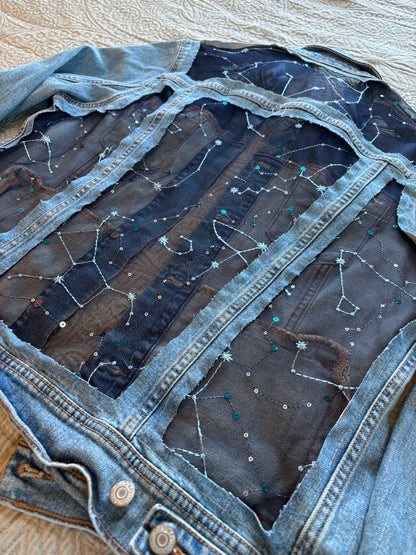 Constellation Light-Wash Denim Jacket [L]