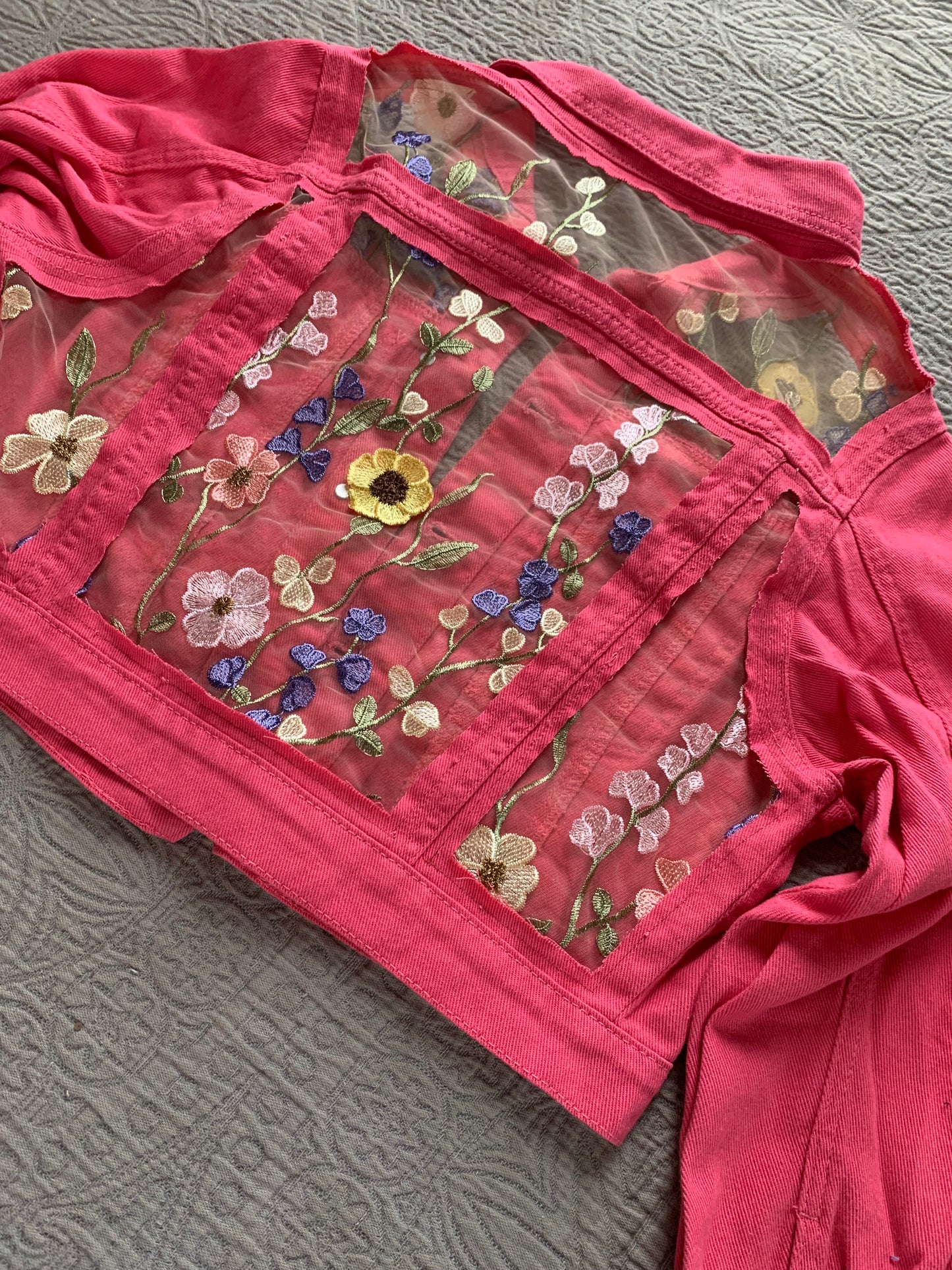 Cropped Pink Floral Denim Jacket [0X]