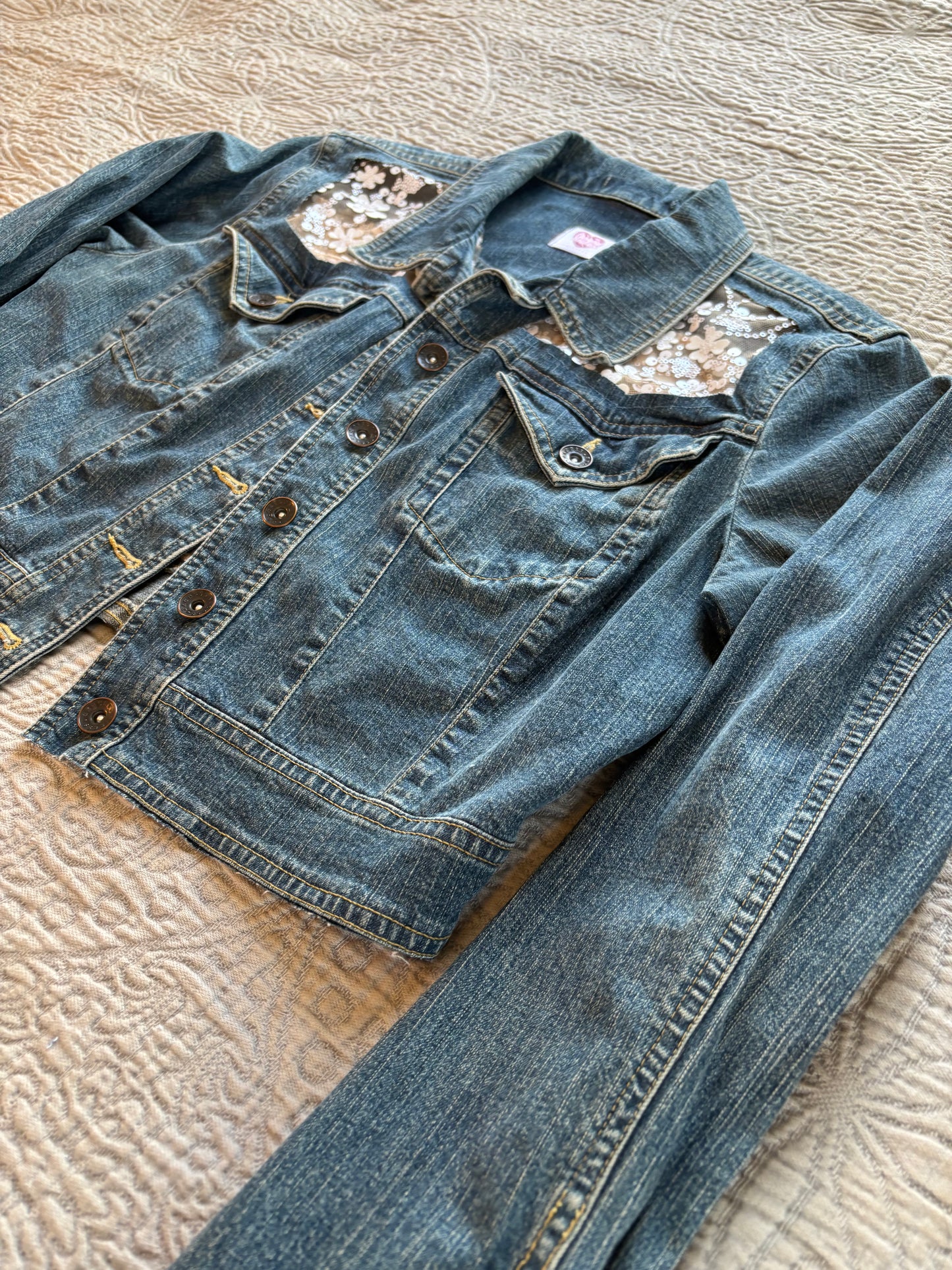 Cropped White Flowers Jacket [L]