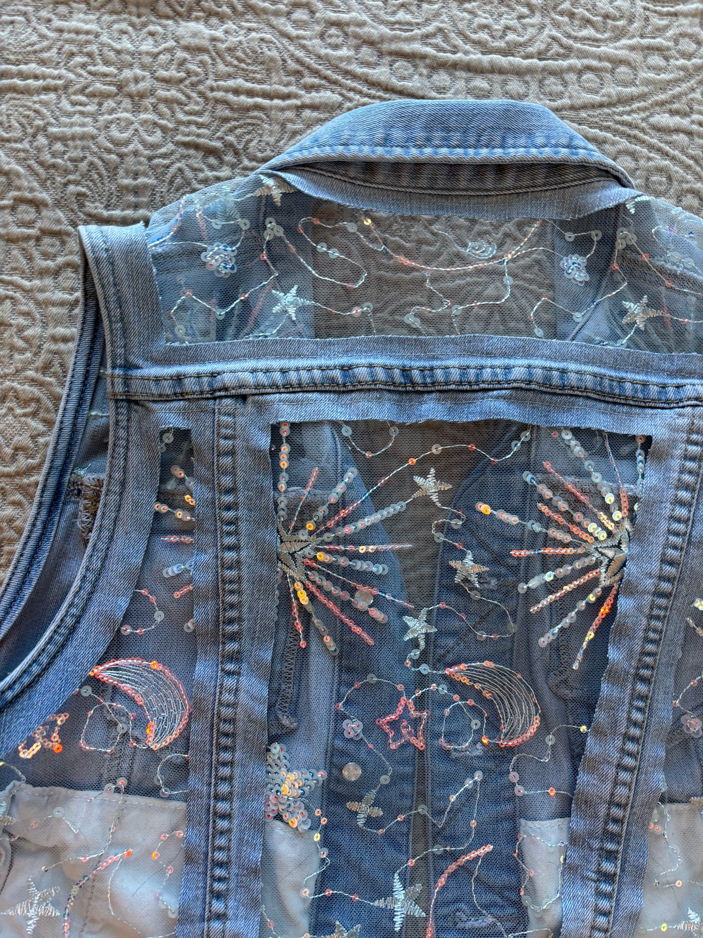 Blue Stars Light-Wash Denim Vest [XL]