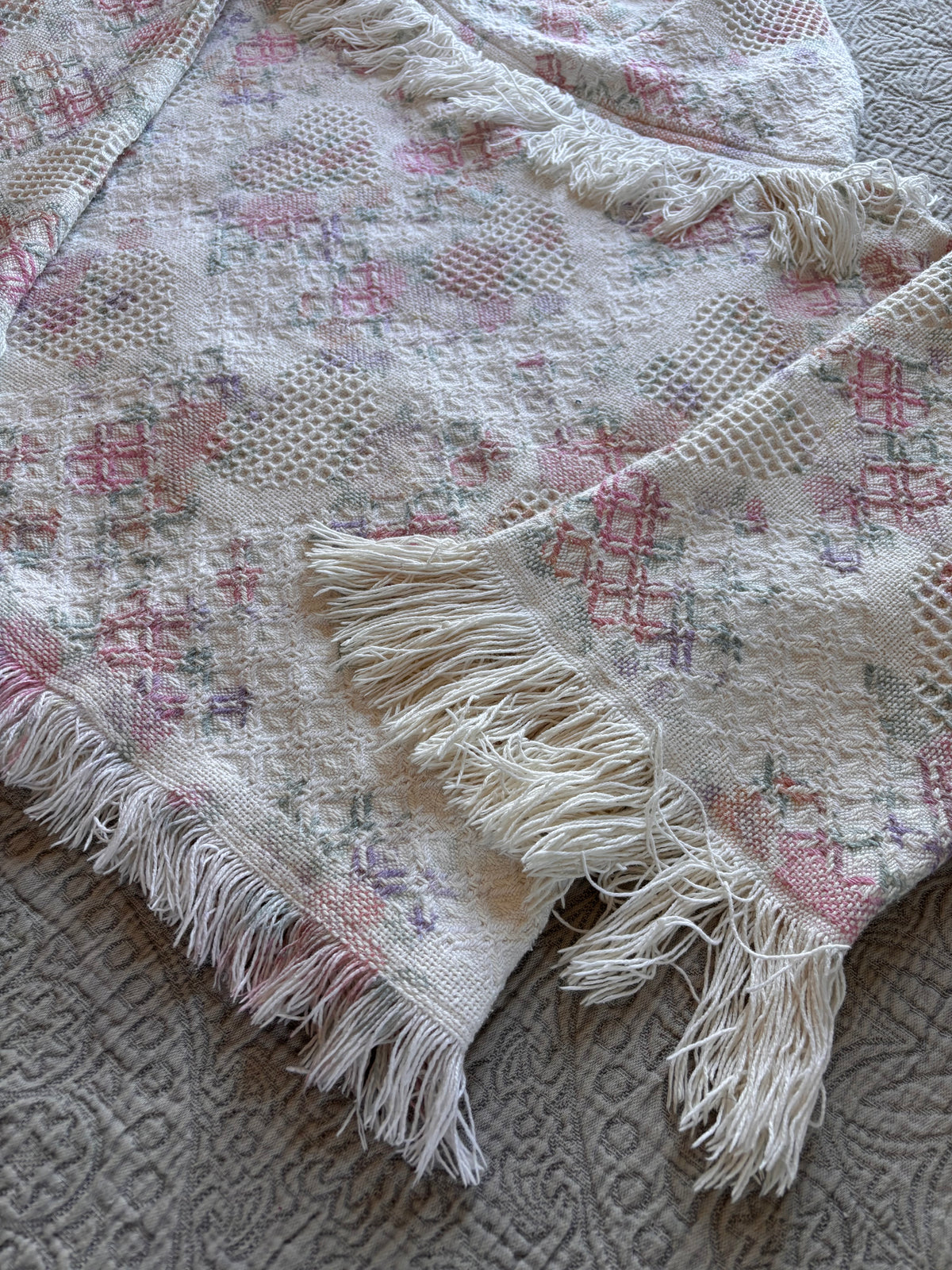 Pink Hearts Blanket Hoodie [3X]