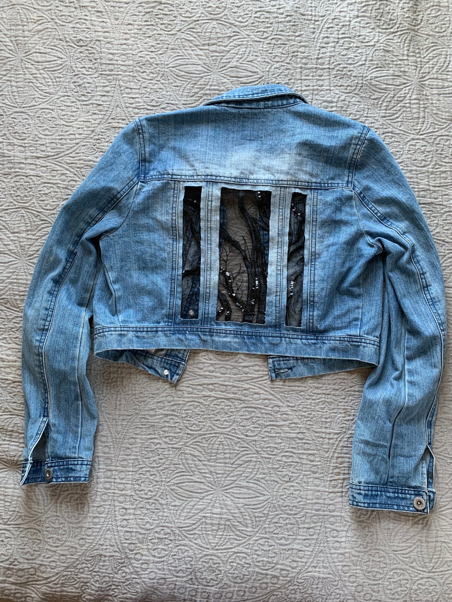 Cropped Denim Spooky Tree Jacket [M]