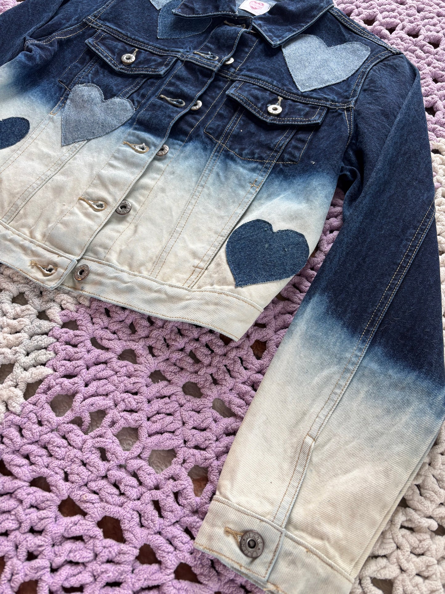 Acid Washed Denim Frayed Hearts Jacket [M]