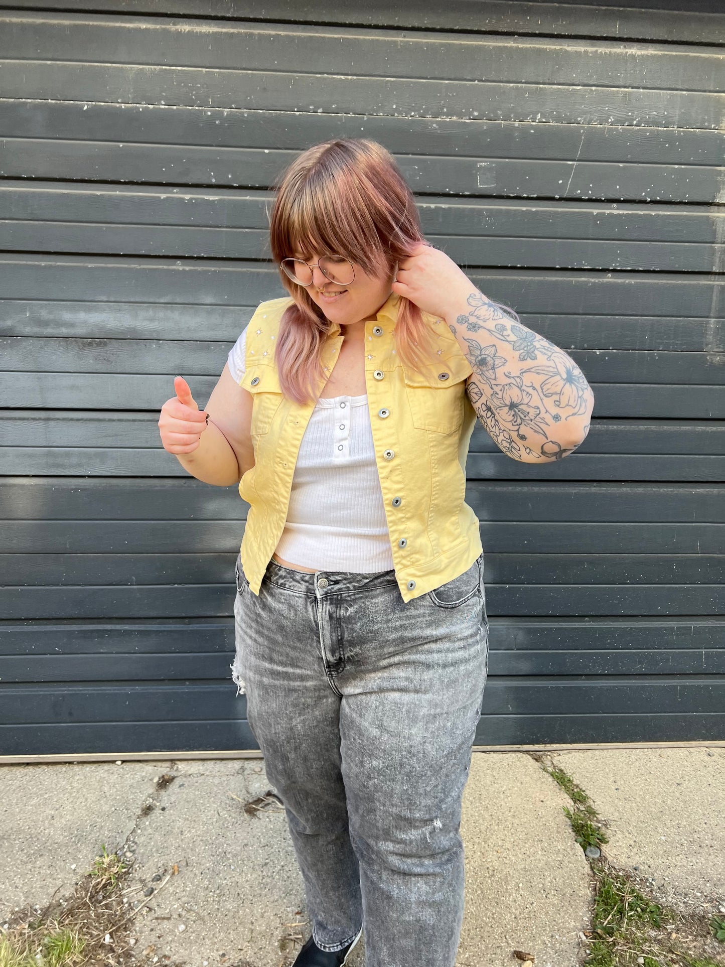 Yellow Denim Daisies Vest [M]