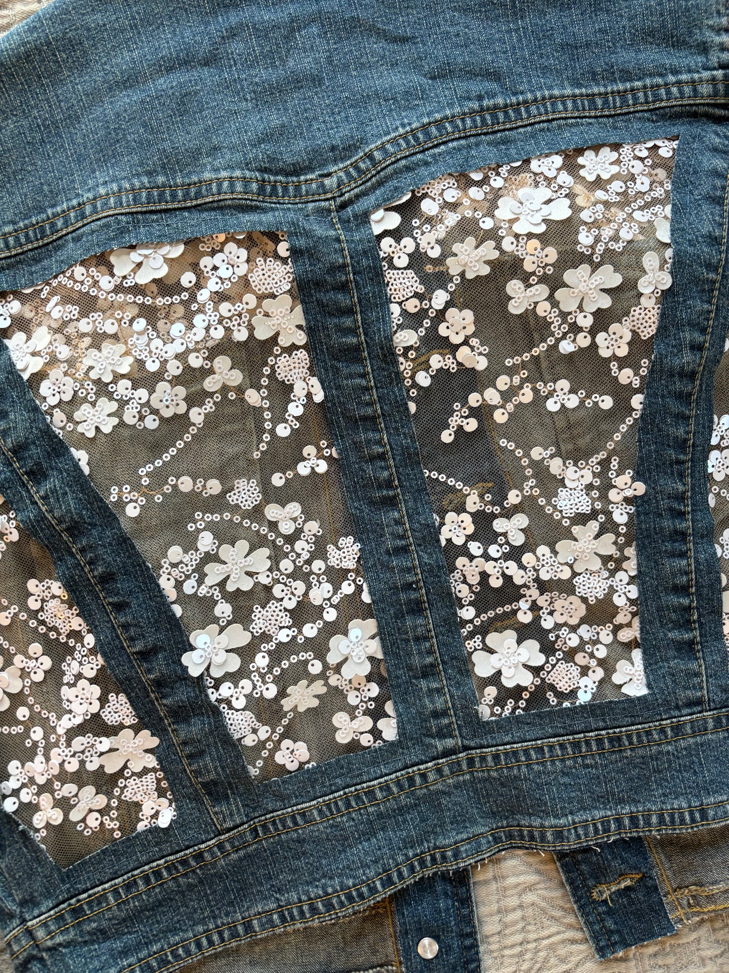 Cropped White Flowers Jacket [L]