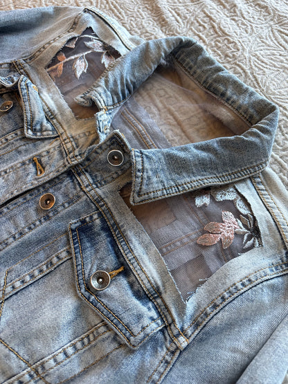 Silver Floral Light-Wash Denim Jacket [XL]