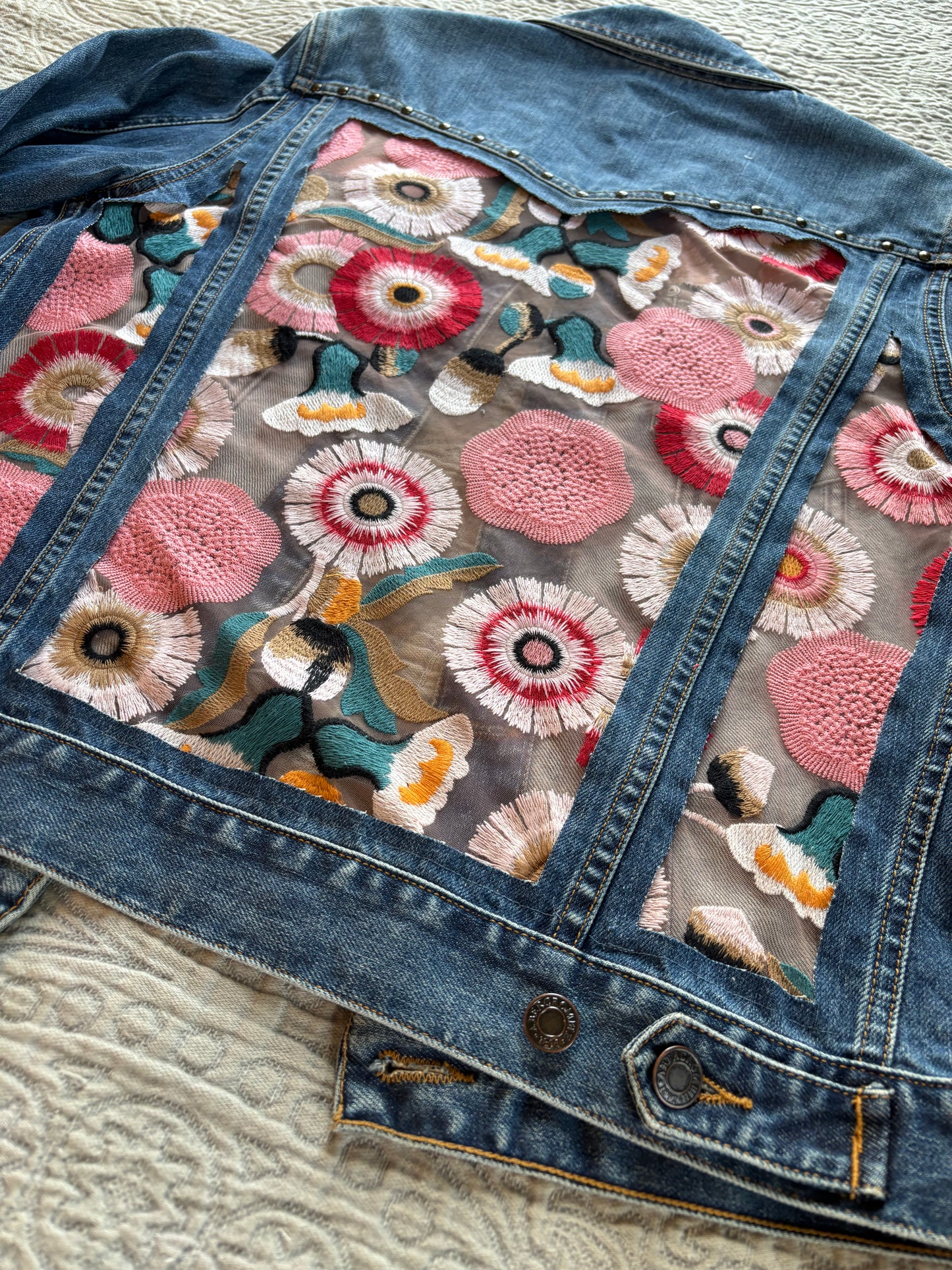Denim Studs Pink Floral Jacket [L]