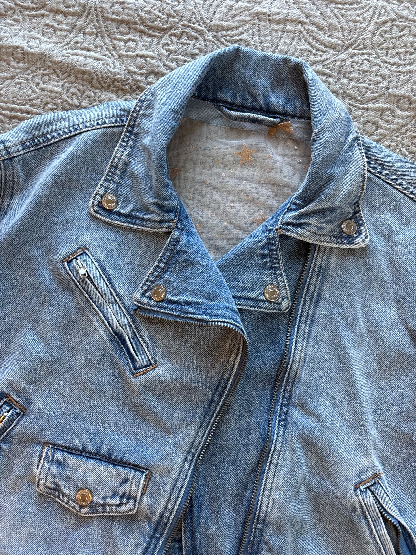 Gold Stars Light Wash Denim Bomber Jacket [XL]