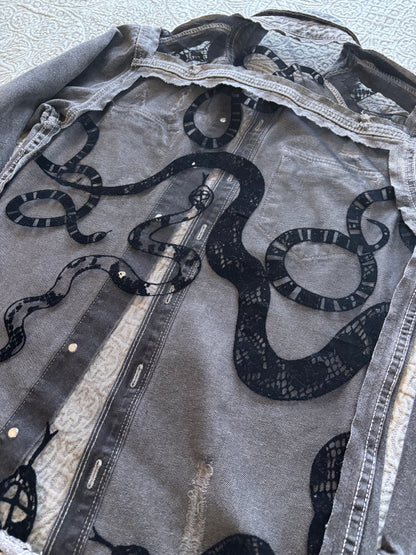 Black Distressed Denim Snakes Jacket [L]