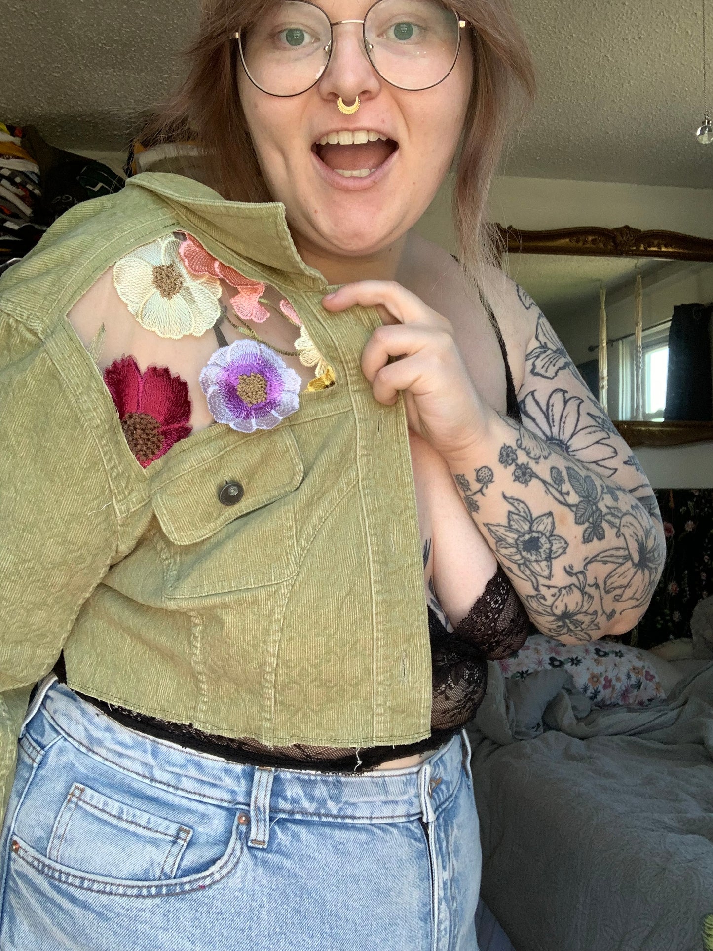Cropped Green Denim Appliqué Wildflowers [XL]
