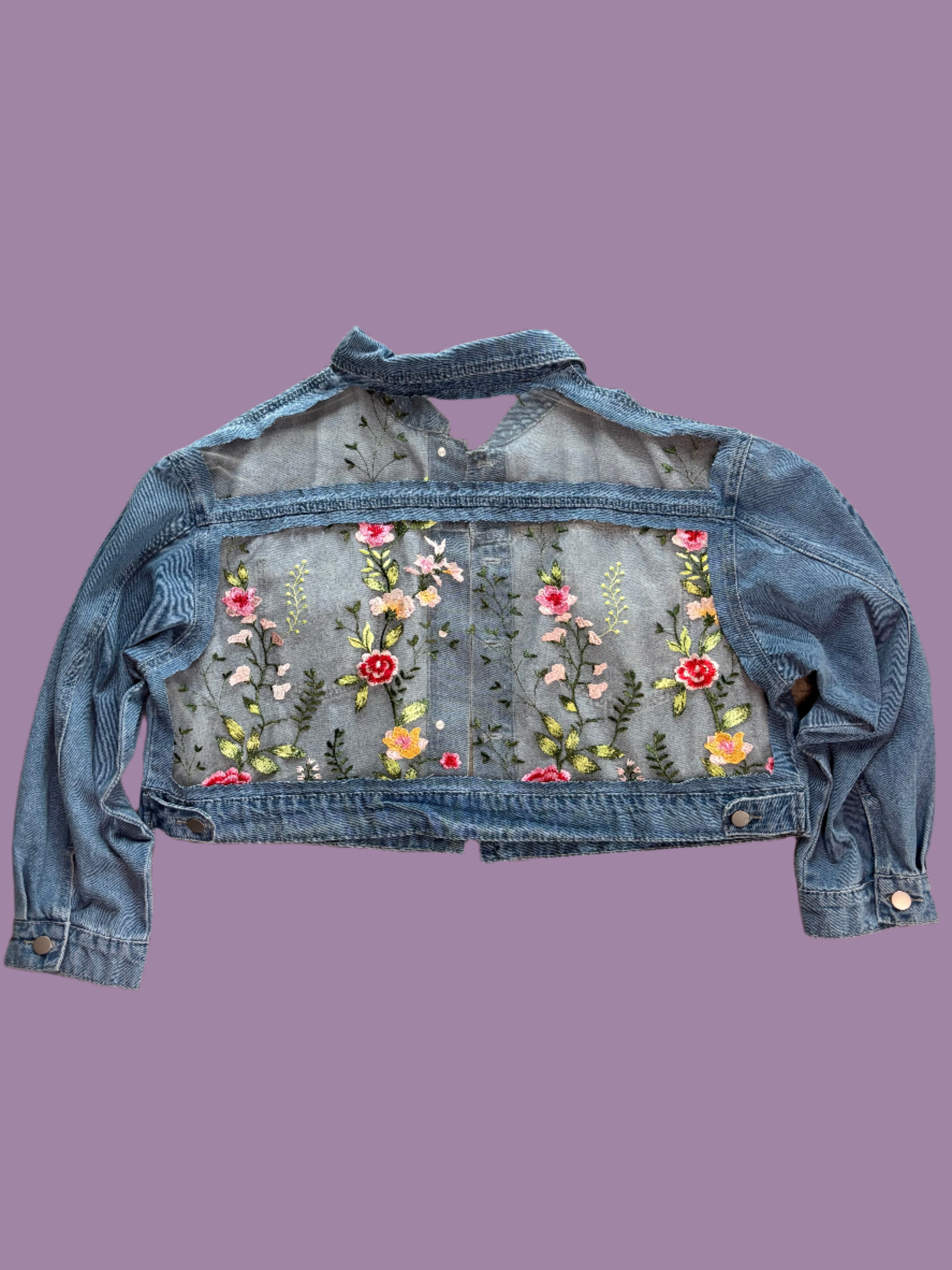 ★MAINBOOTH★Flower Denim Crop Jacket(PINK)★正規品/直送料込 ☆MAINBOOTH☆Flower Denim Crop Jacket(PINK)☆正規品/直送料込