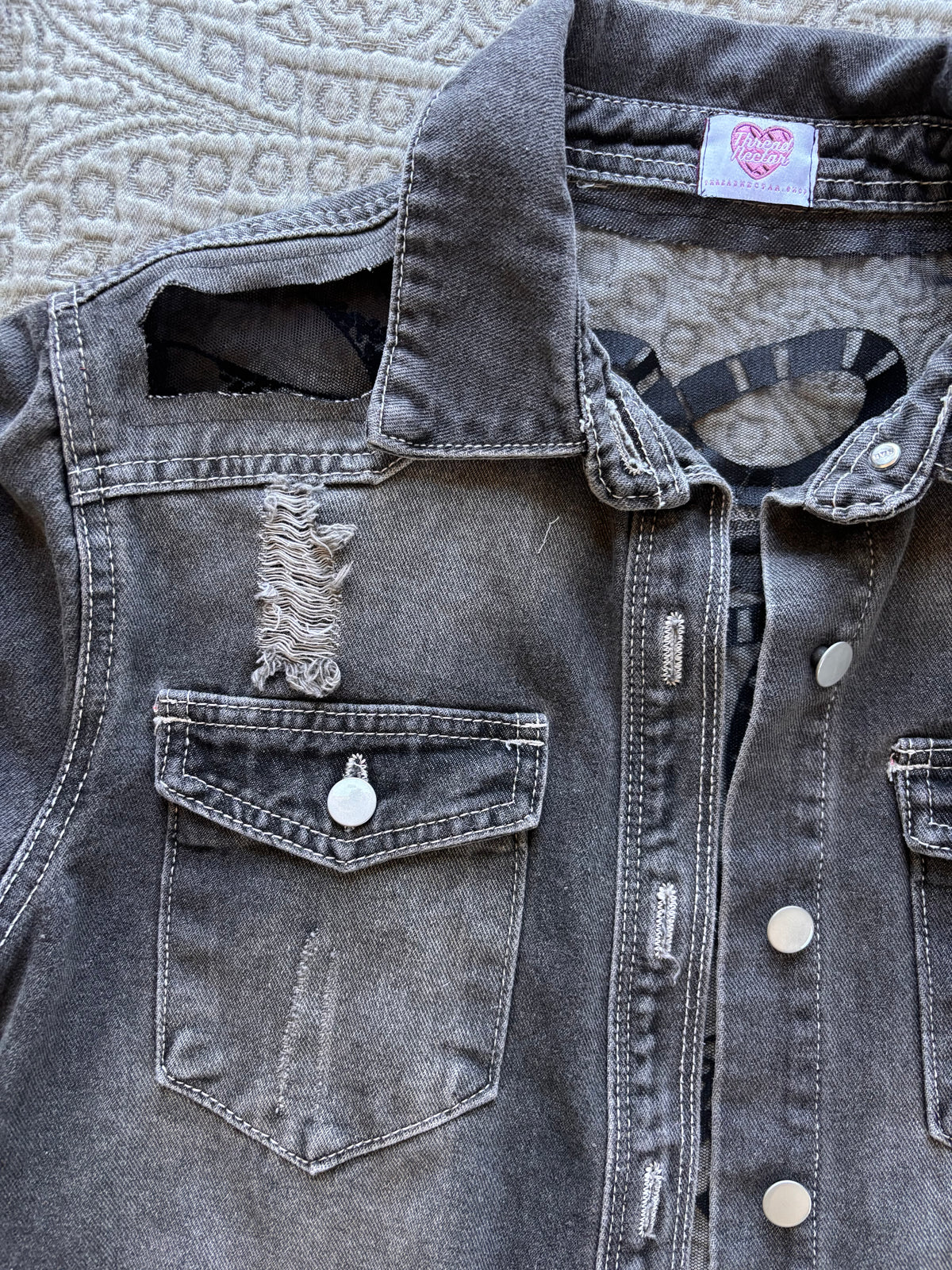Black Distressed Denim Snakes Jacket [L]