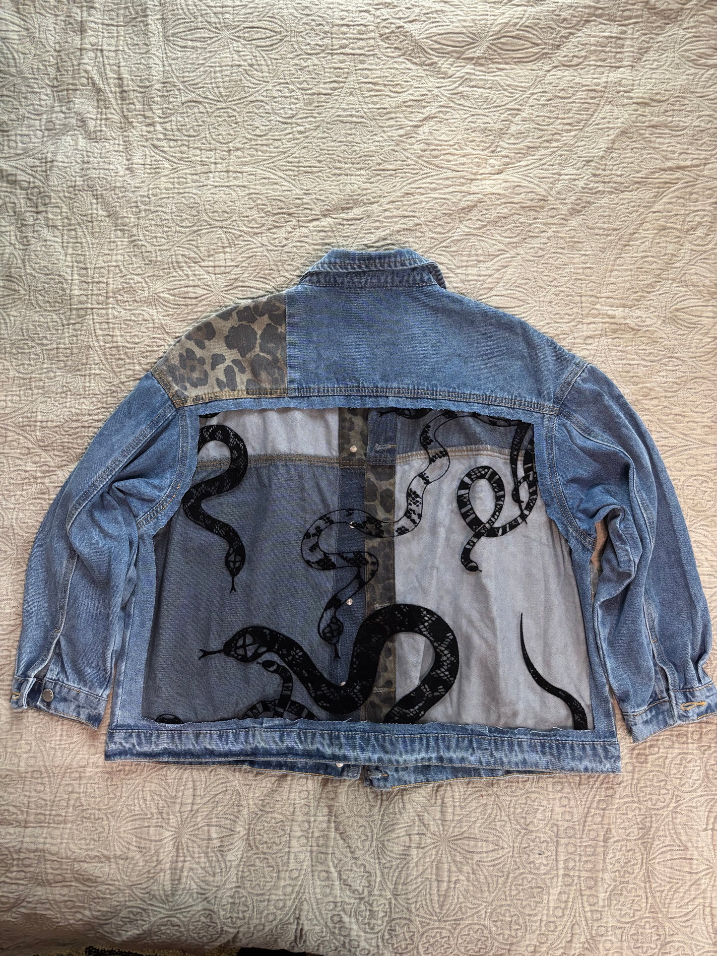 Cheetah Print Denim Snakes Jacket [3X]