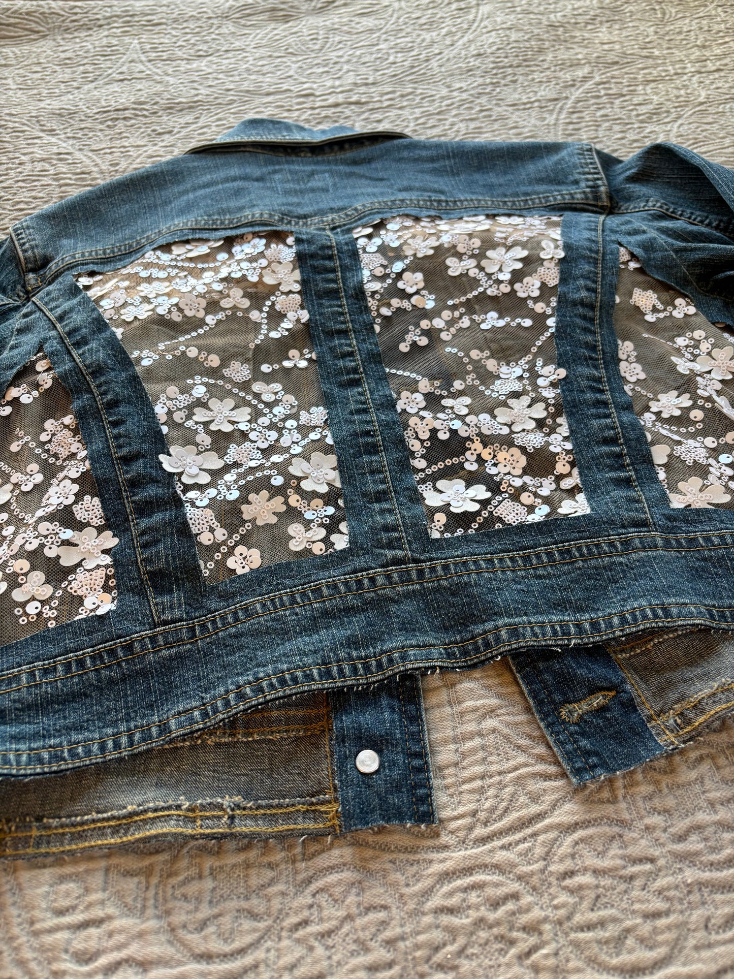 Cropped White Flowers Jacket [L]
