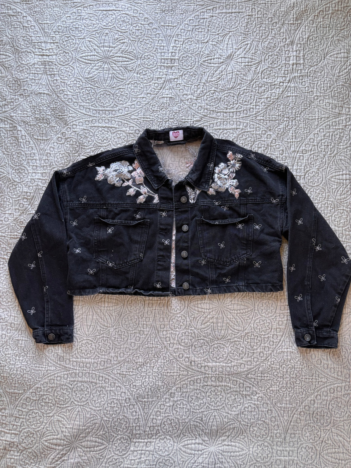Black Bows and Silver Floral Denim Cropped Jacket [XL]