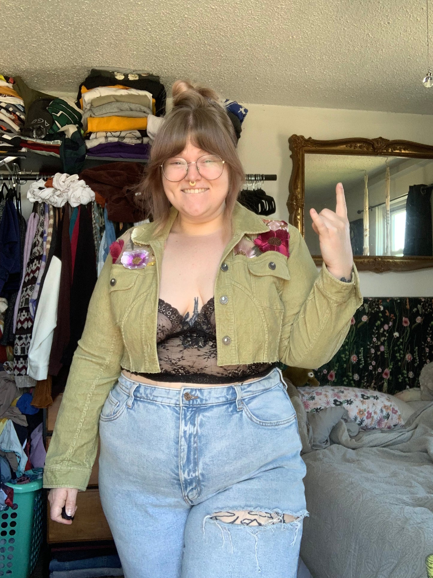 Cropped Green Denim Appliqué Wildflowers [XL]