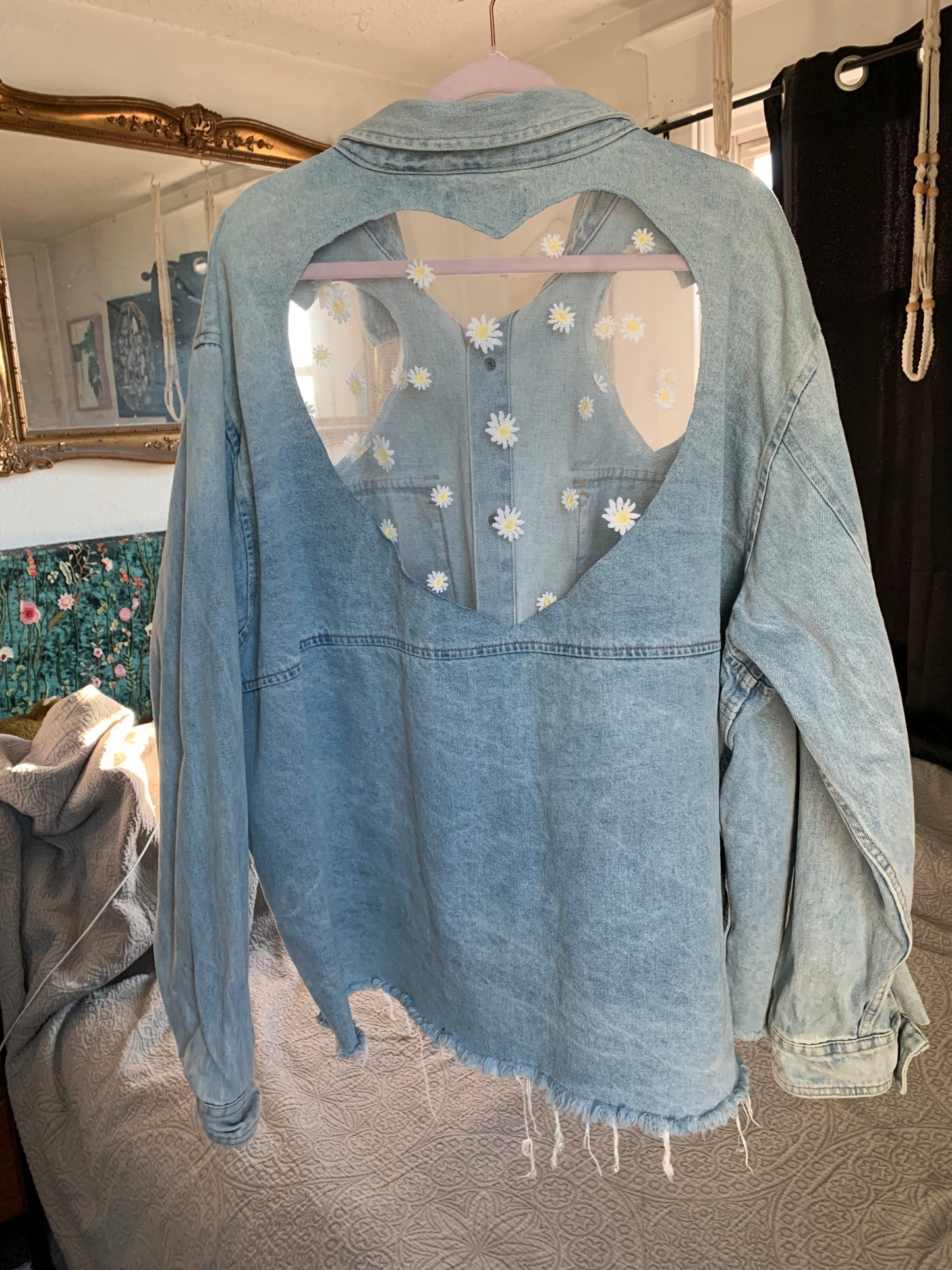 Heart Cutout Denim Daisies [4X]