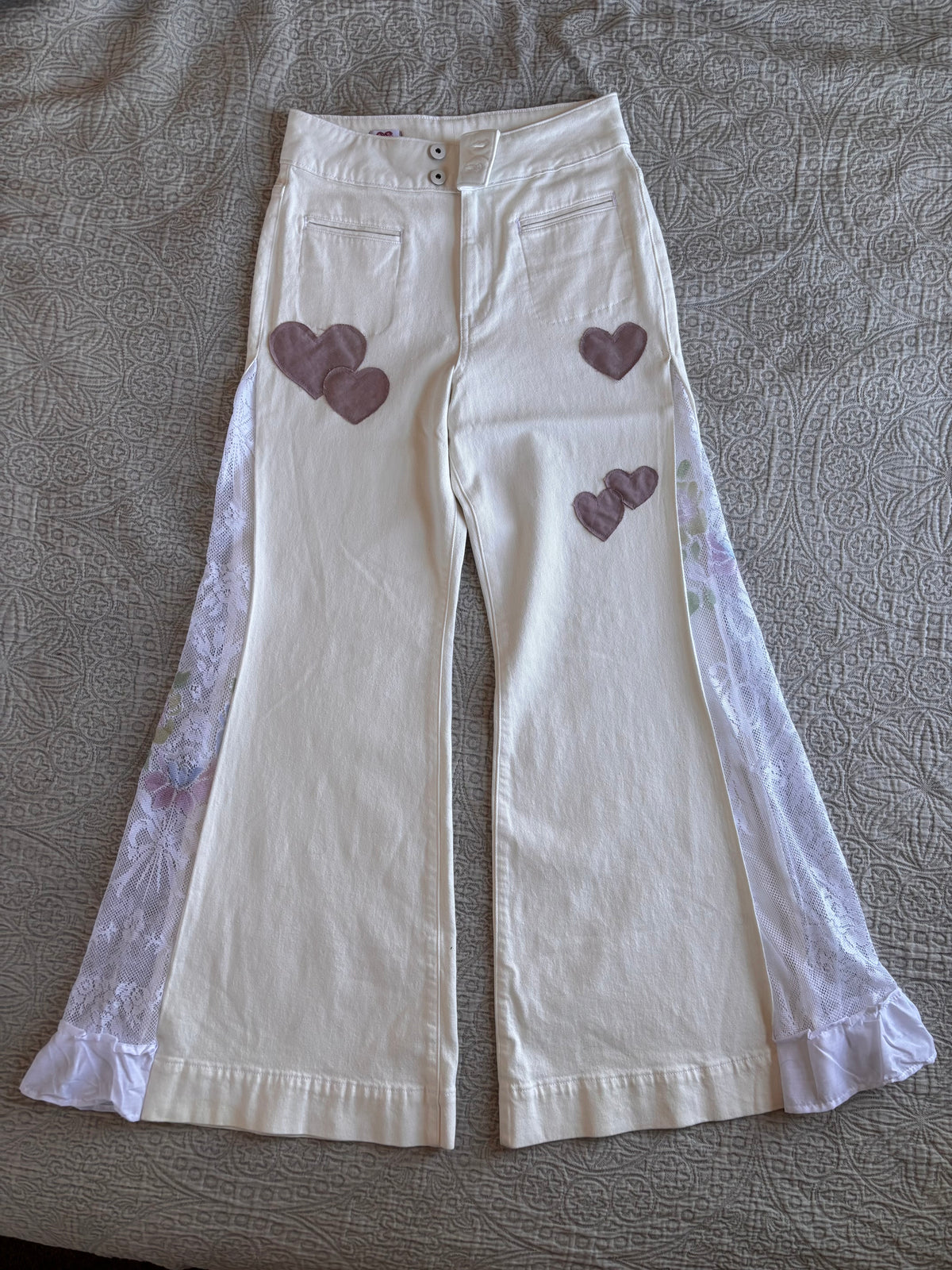White Denim High Waisted Lace Flare Jeans [M]