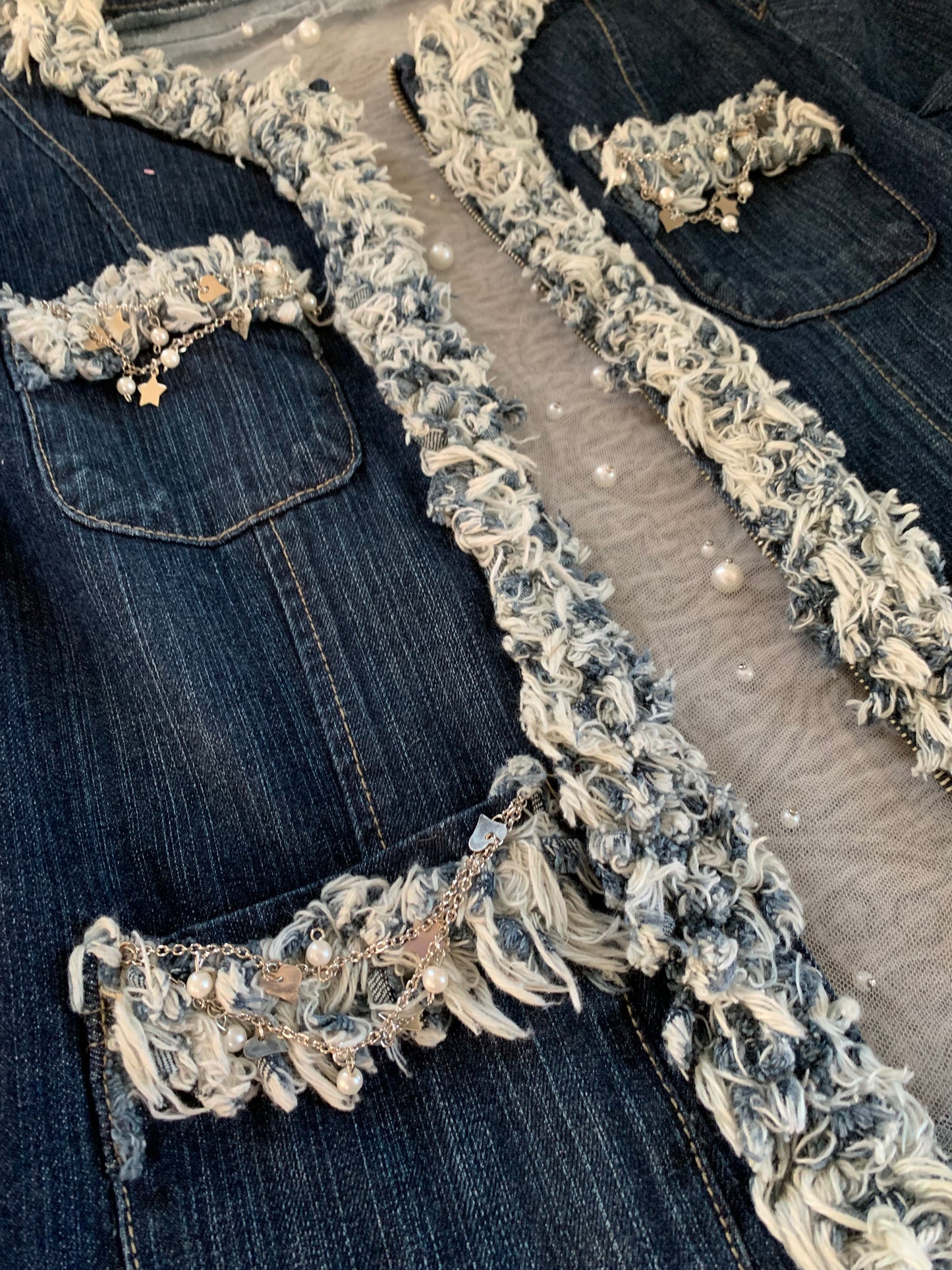 Denim Fray Trimmed Pearls and Charms [L]