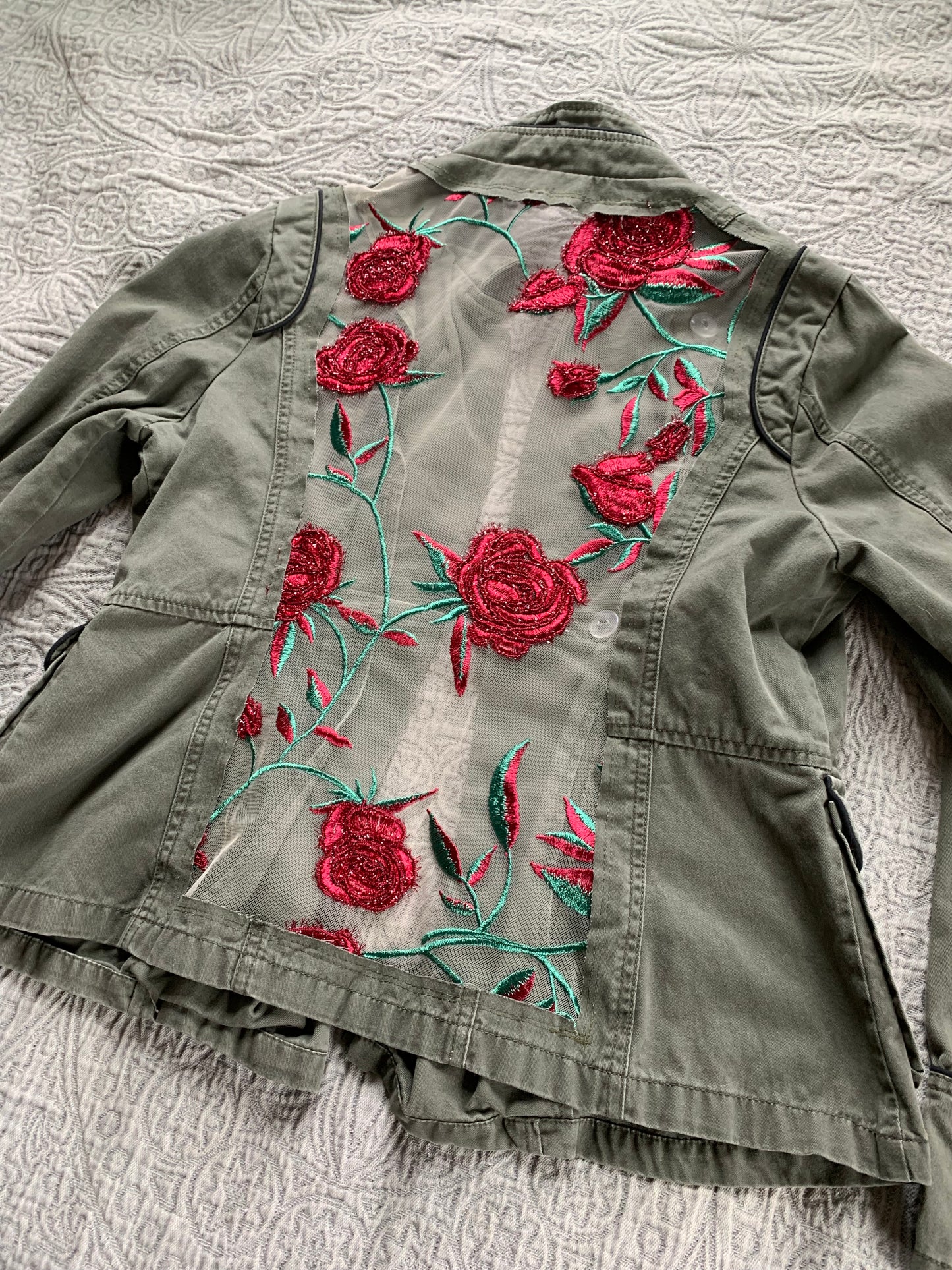 Green Denim Roses [L]