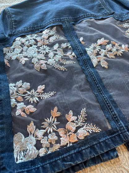 Silver Floral Dark-Wash Denim Jacket [L]