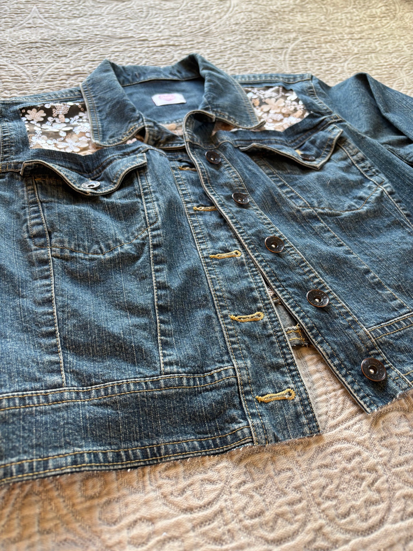 Cropped White Flowers Jacket [L]
