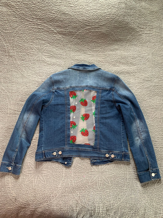 Denim Sequin Strawberries [L]