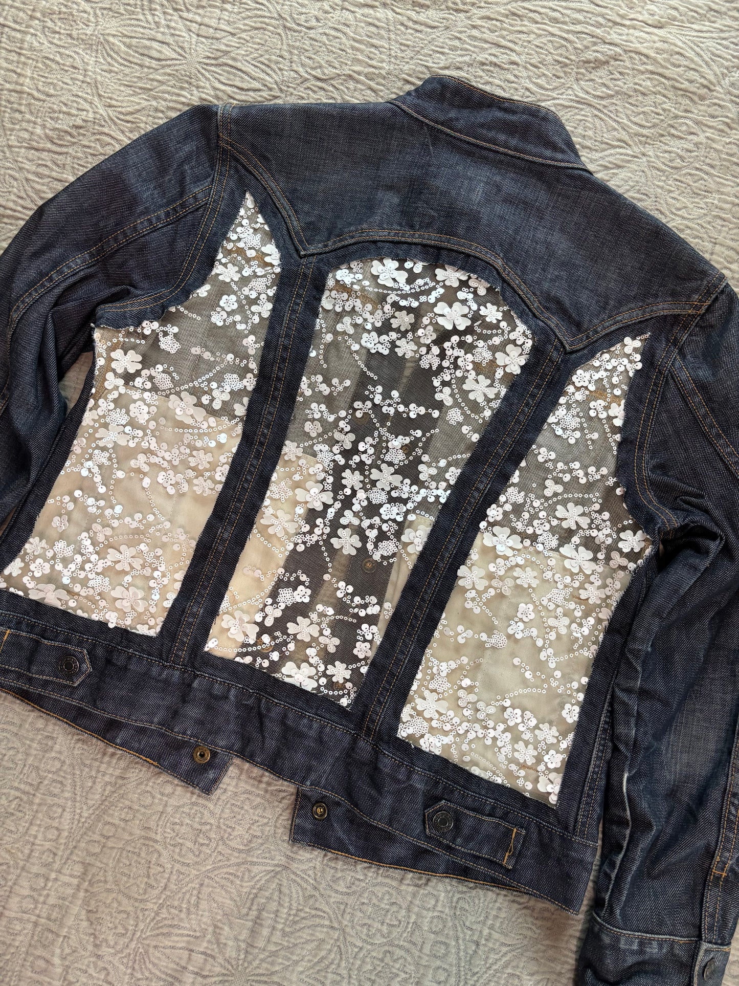 Collarless Denim White Floral Jacket [XL]