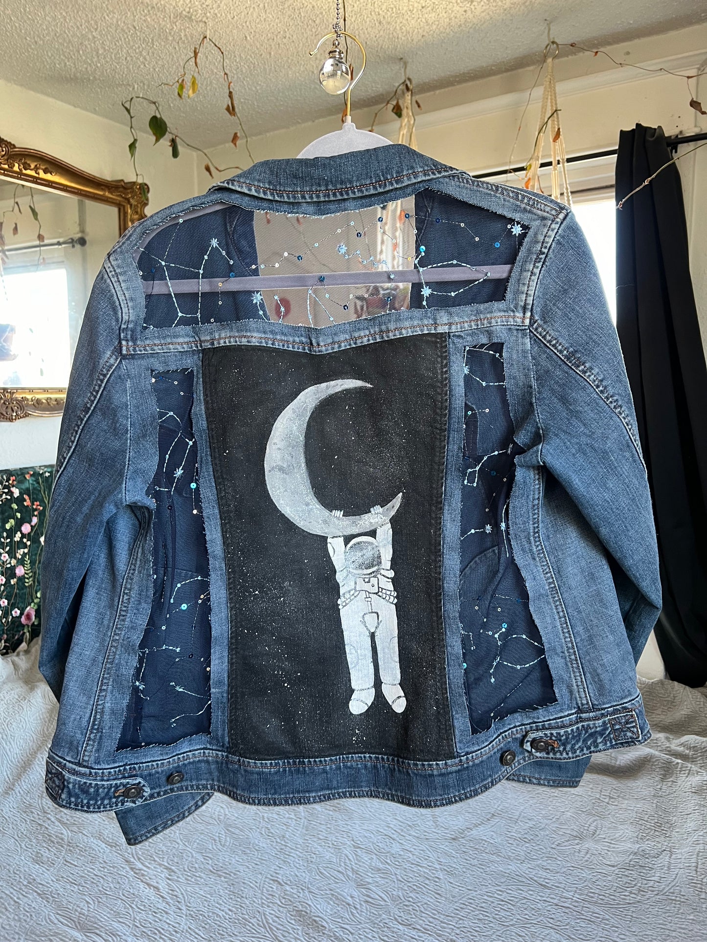Painted Denim Astronaut and Stars [L]