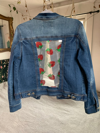 Denim Sequin Strawberries [L]