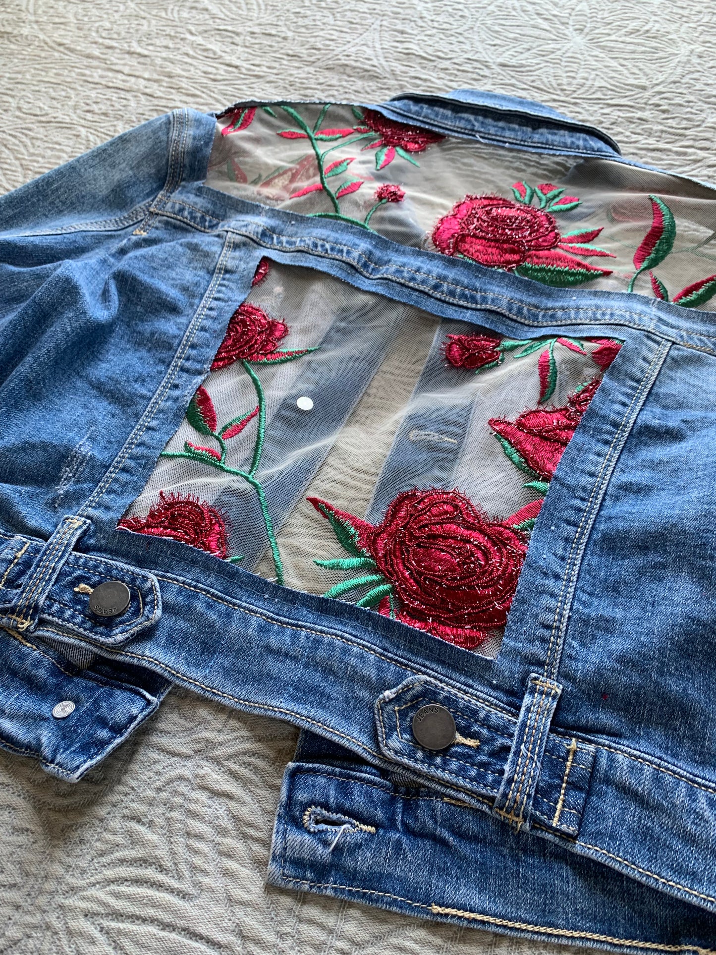 Cropped Denim Roses Jacket [L]