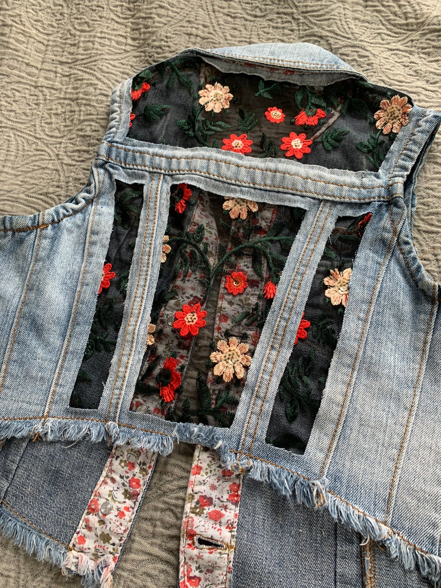 Distressed Denim Wildflowers Vest [XS]