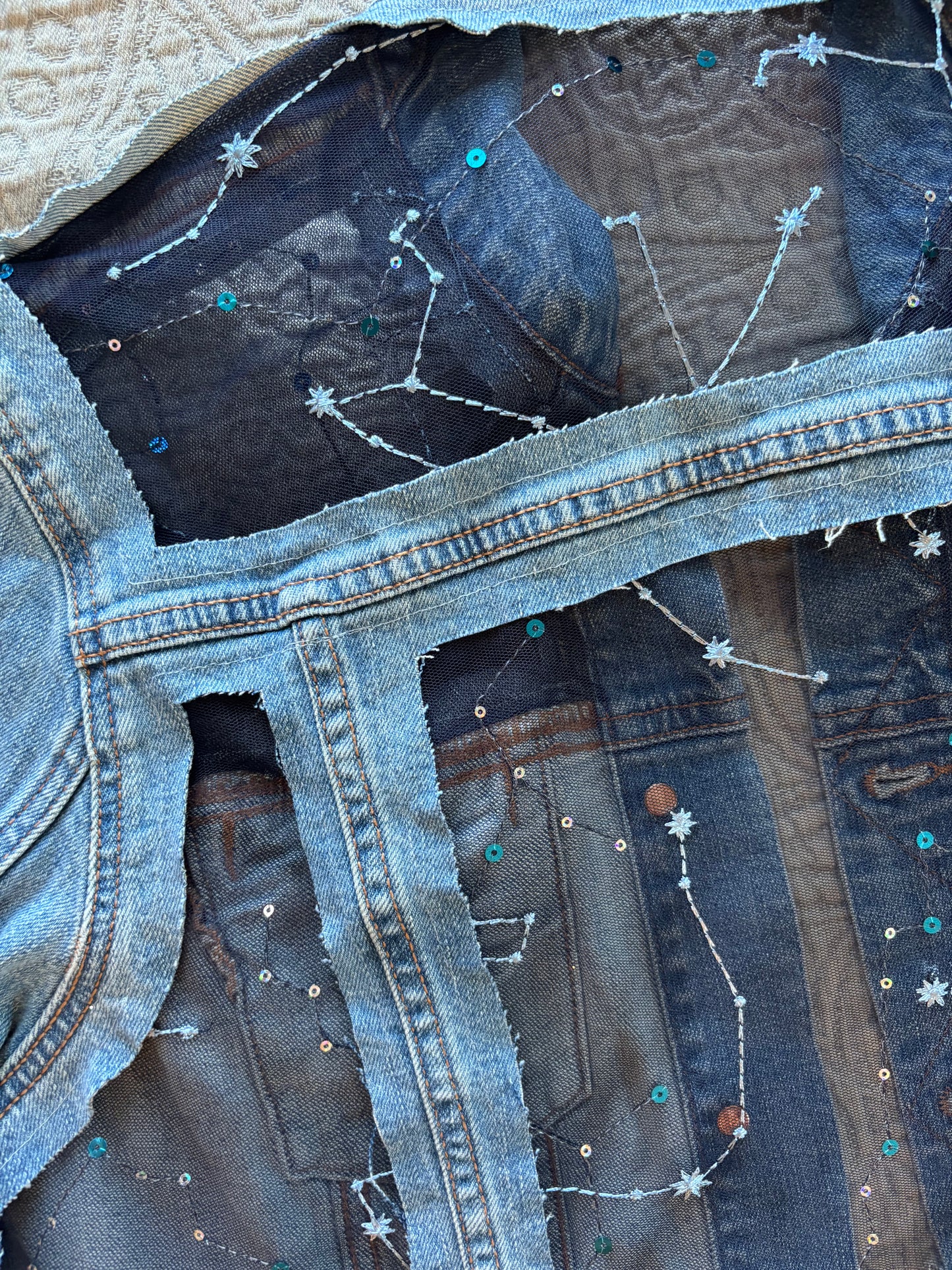 Constellation Light-Wash Denim Jacket [L]