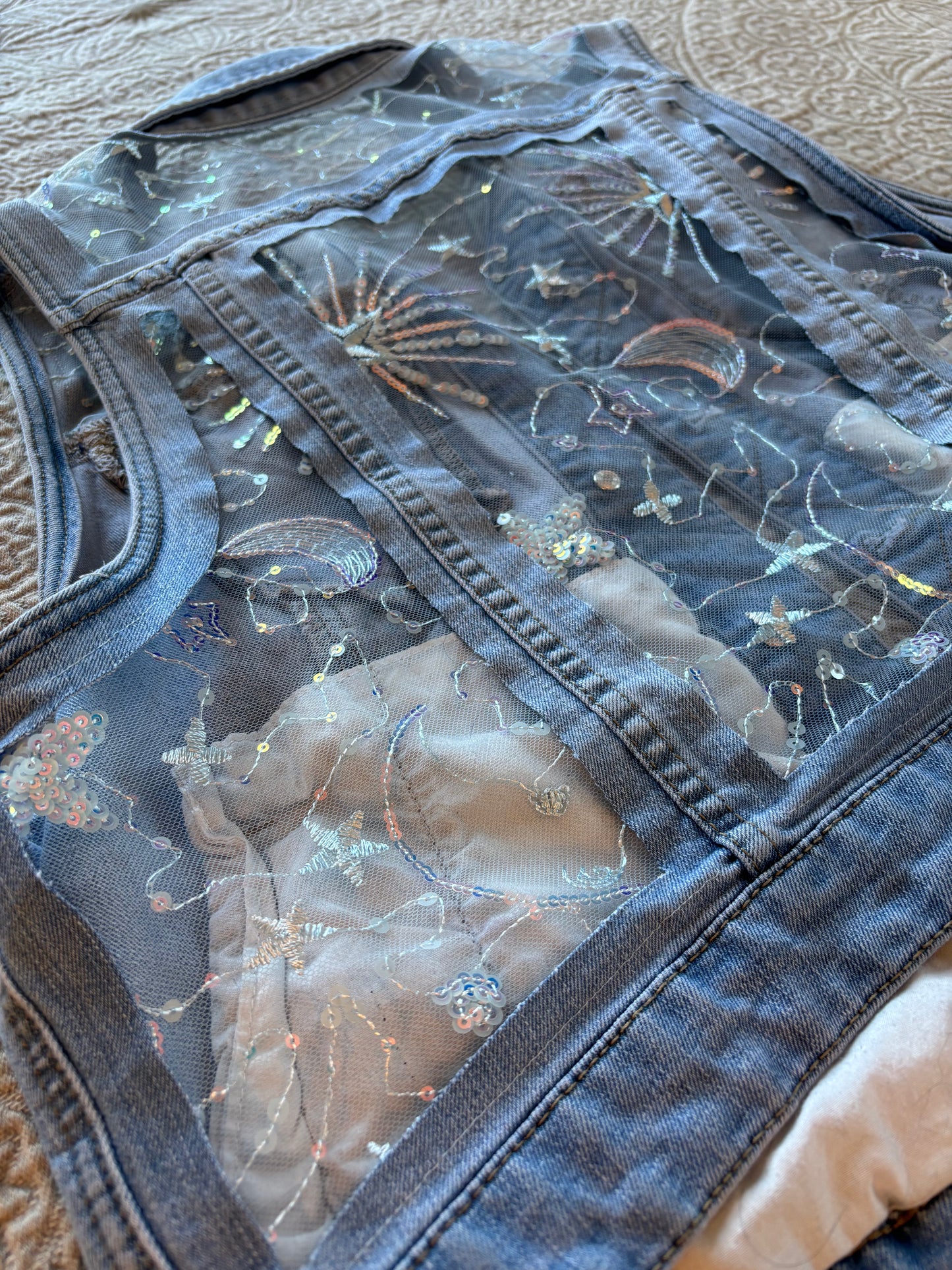 Blue Stars Light-Wash Denim Vest [XL]