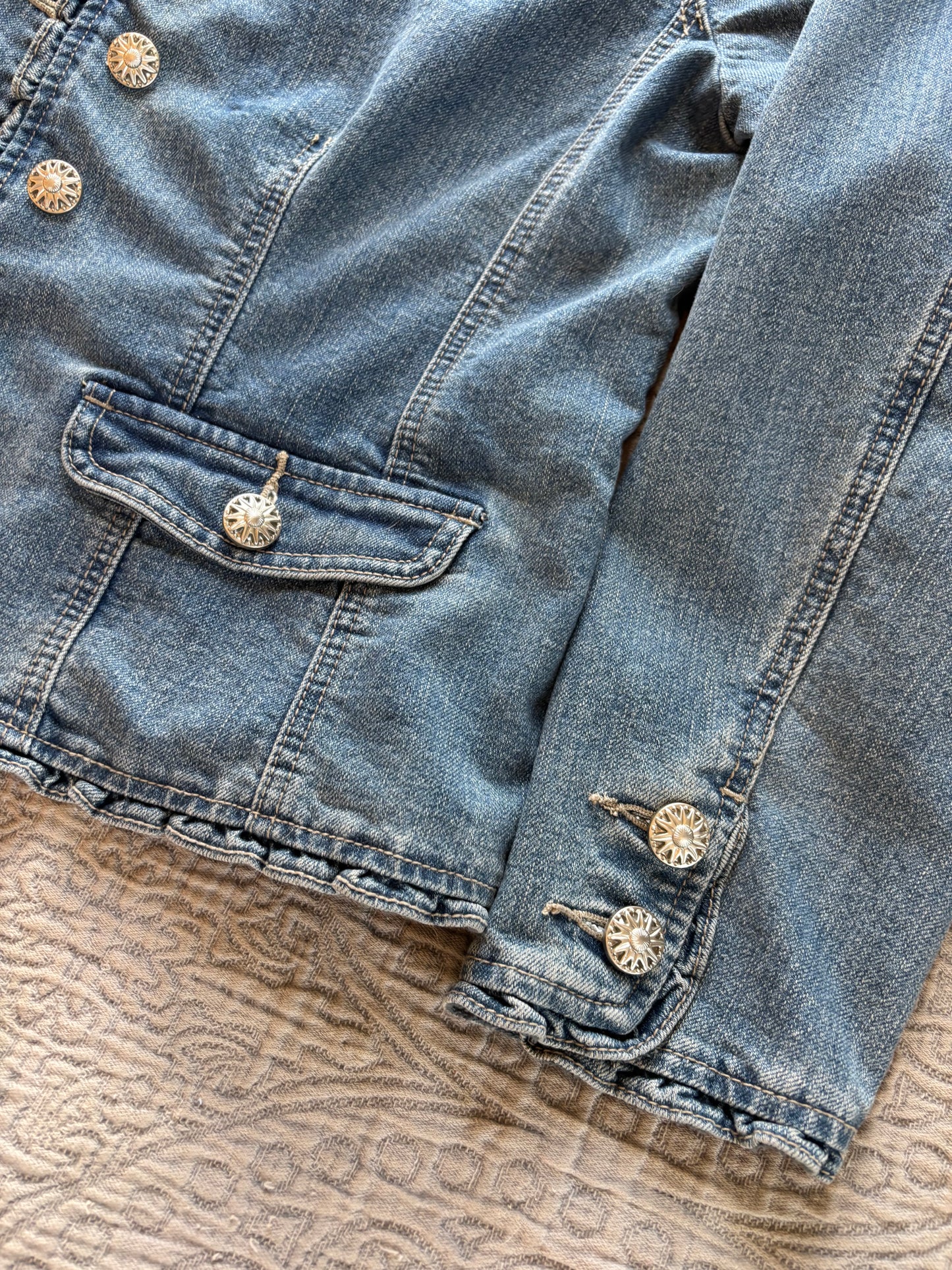 Frilly Denim Silver Floral Jacket [XL]