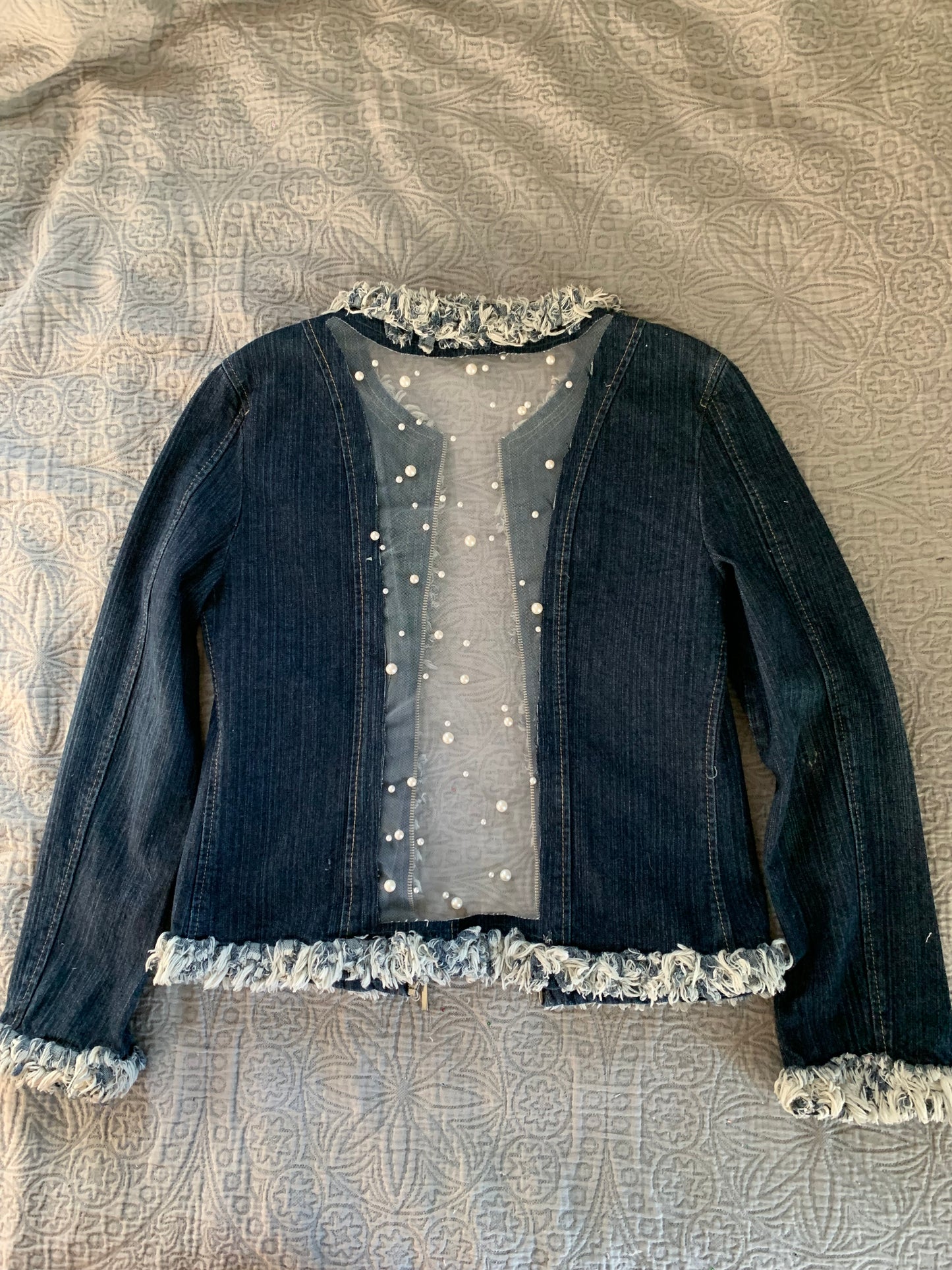 Denim Fray Trimmed Pearls and Charms [L]