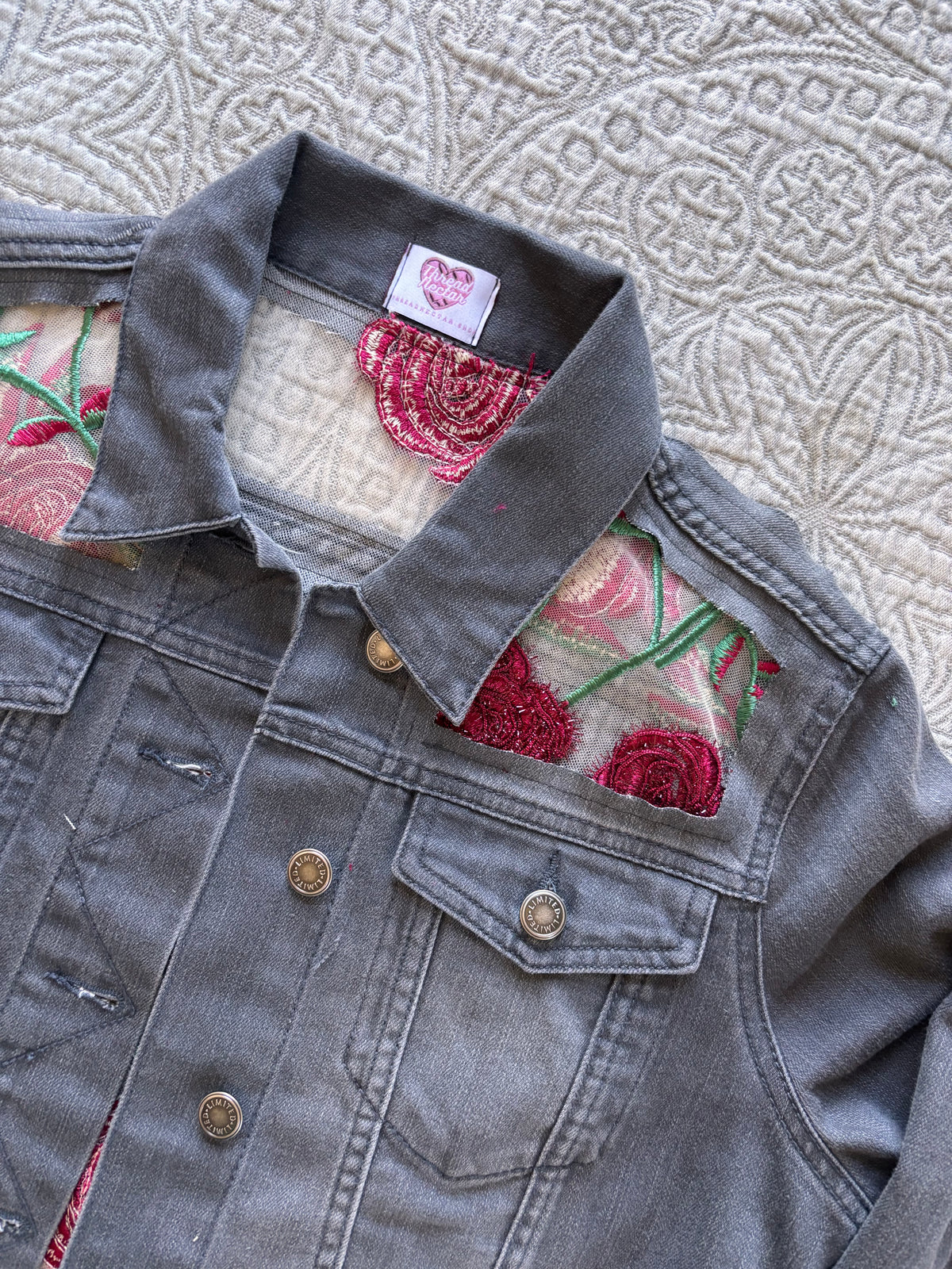 Grey Denim Roses Jacket [L]
